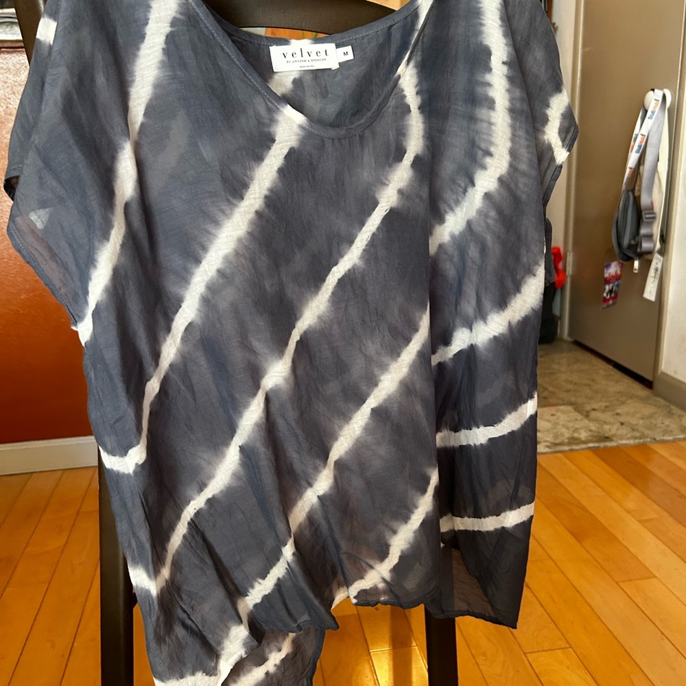 Velvet by Graham & Spencer Avila Open Back Navy Tie Dye Size Medium